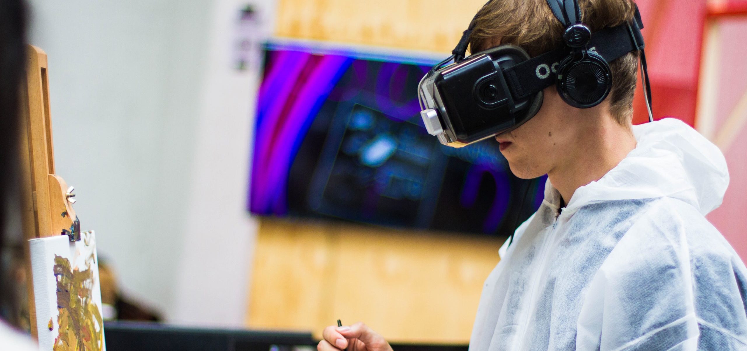 Virtual reality learning